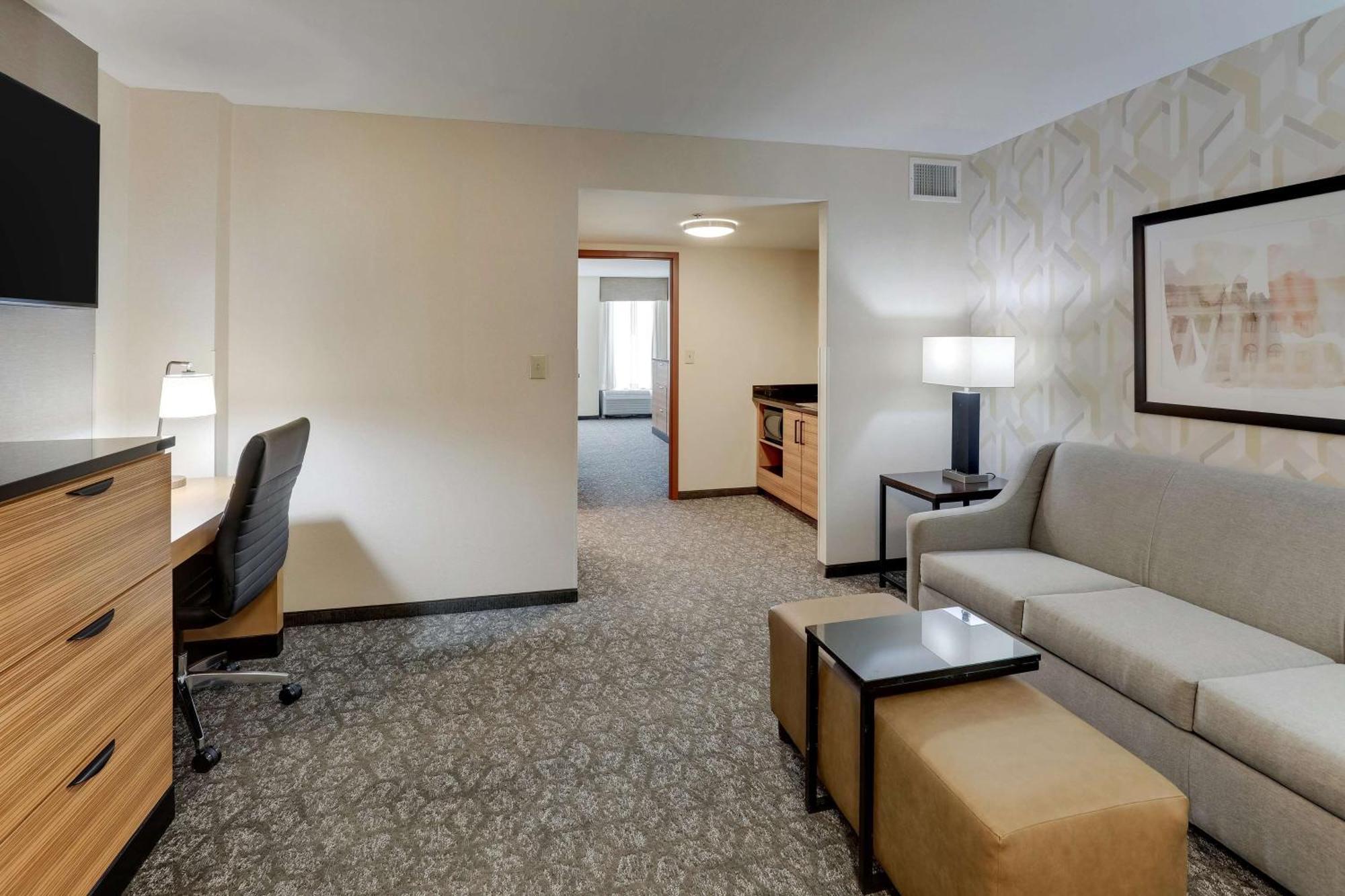 Drury Inn & Suites Birmingham Lakeshore Drive מראה חיצוני תמונה