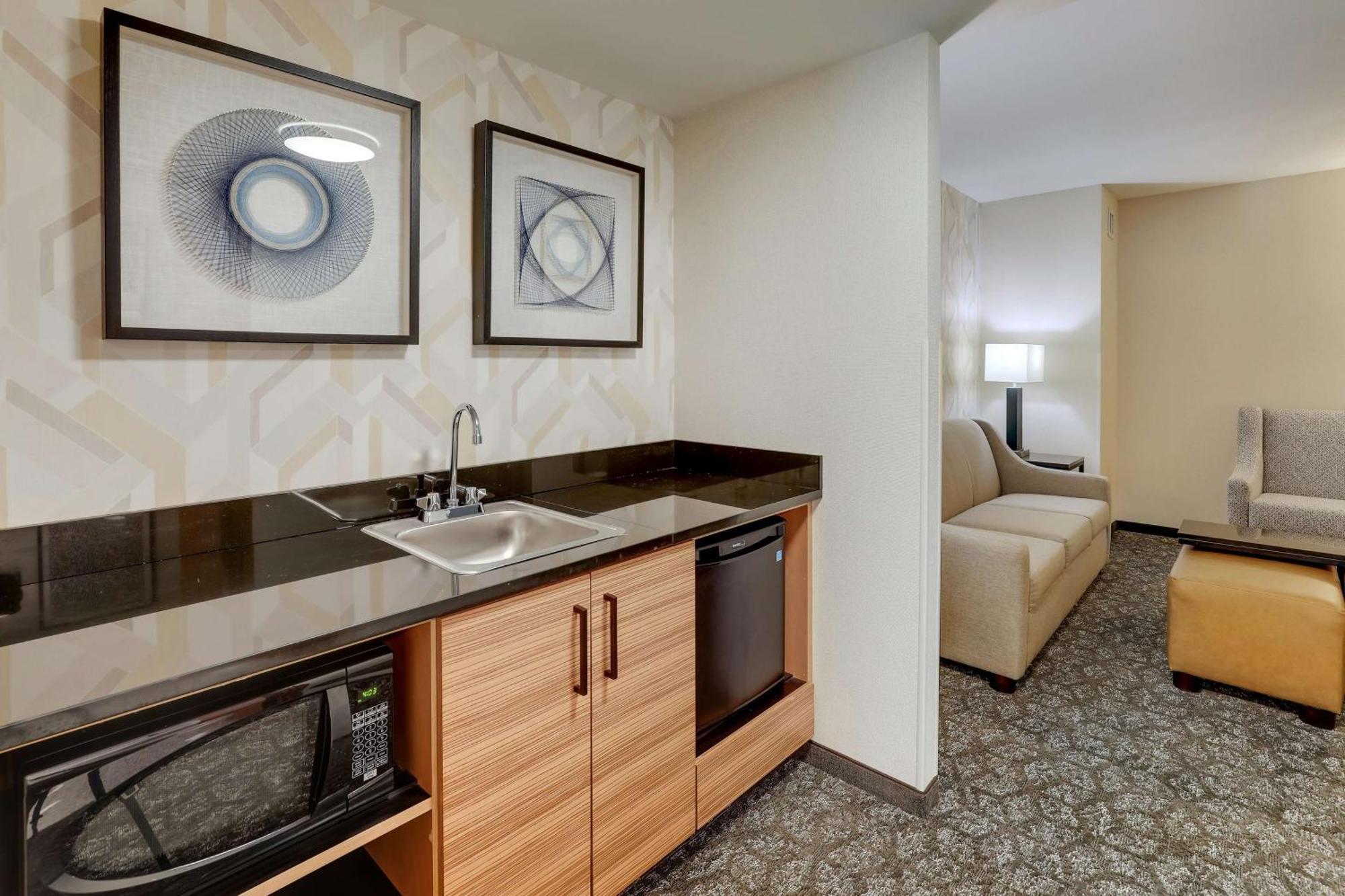 Drury Inn & Suites Birmingham Lakeshore Drive מראה חיצוני תמונה