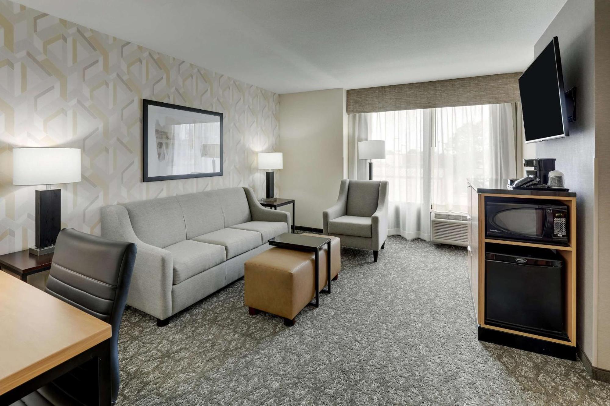 Drury Inn & Suites Birmingham Lakeshore Drive מראה חיצוני תמונה