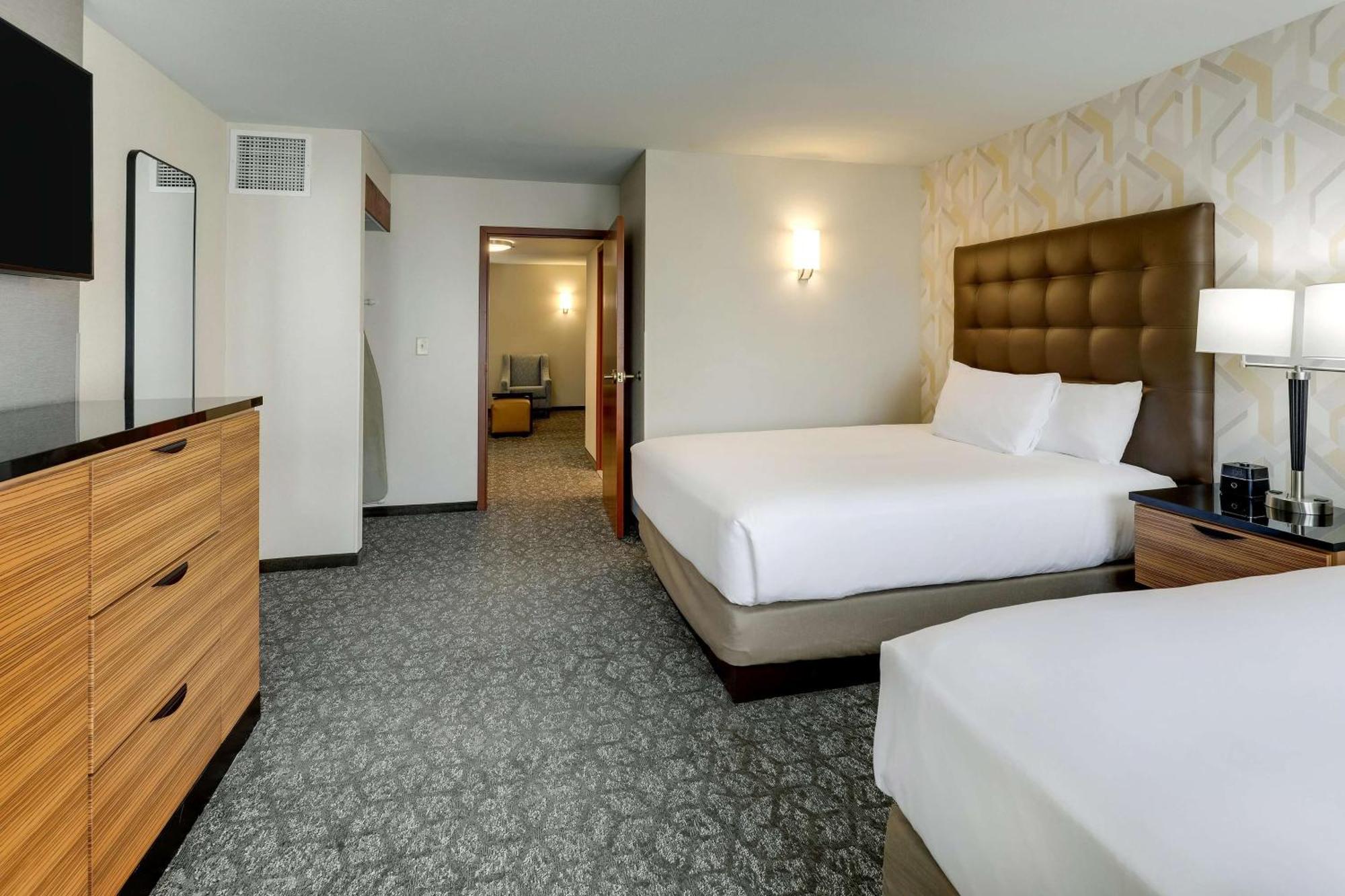Drury Inn & Suites Birmingham Lakeshore Drive מראה חיצוני תמונה